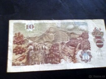 3 x bankovka 10 koruna 1986 serie V,P,J - 2