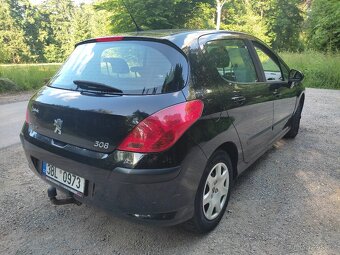 Peugeot 308 1,4 70 kw rok 2009 najeto 147000 - 2