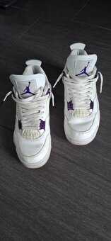 Prodám boty Air Jordan 4 Purple metallic velikost 42 - 2