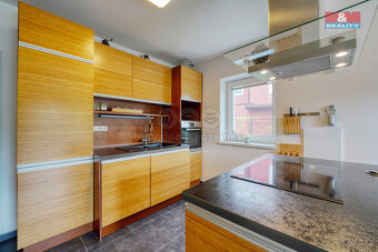 Prodej rodinného domu, 160 m², Sadov - 2