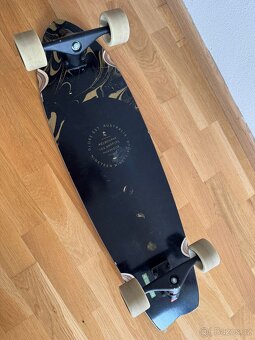Surfskate Globe Chromantic onshore/lay day 33" / 84 cm - 2