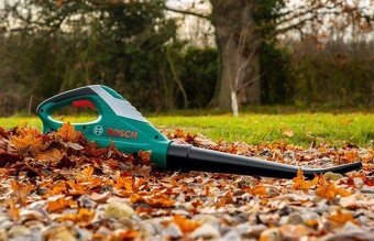 Prodam akumulatorovy foukac na listi Bosch - 2