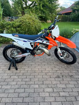 KTM SX125 2022 výborný stav číst dokonce - 2