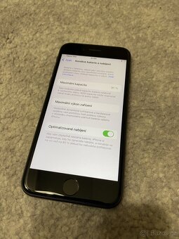 Apple iPhone SE 2020 64Gb - 2