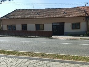 Prodej rodinného domu v Nivnici - 2