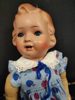 Starožitná panenka s kokrhelem KWS - 2