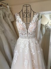 Nádherné svatební šaty vel. 34-38. - 2