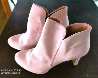 DÁMSKÉ KOTNÍČKOVÉ BOTY TAMARIS SVĚTLE RŮŽOVÉ VYSOKÝ PODPATEK - 2