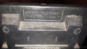 S03 Noha, stojan plazma LG 50PK950 - 2