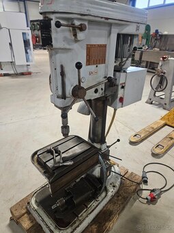 Sloupová stojanová vrtačka VS 32B + svěrák - 2