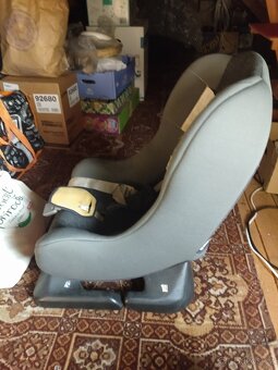 Dětská autosedačka - 2