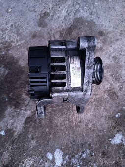 Alternátor Škoda Superb 1 - 2