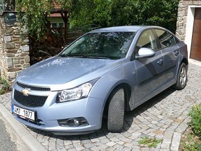 Chevrolet Cruze 2012, 1.6 benzín, 139.700 km, tažné, alu, se - 2