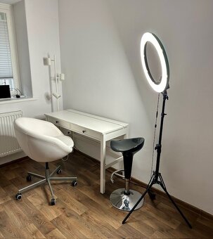stmívatelná prstencová LED lampa se stojanem - 2