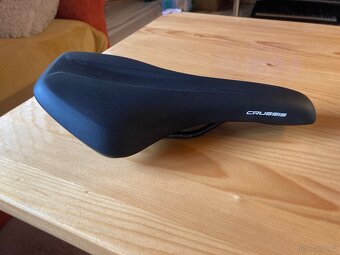 Nové sedlo na kolo Selle Royal Crussis - 2