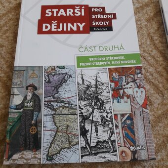 učebnice dějepisu - 2