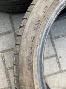 235/40/19 96Y Bridgestone potenza - 2