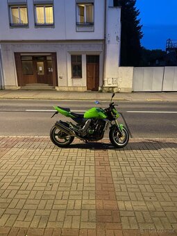 Kawasaki Z1000 - 2