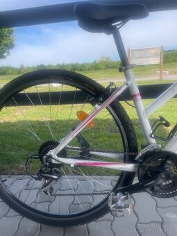 Damske trekove kolo 4 ever 28" - 2