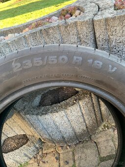235/50 R18 Continental - 2