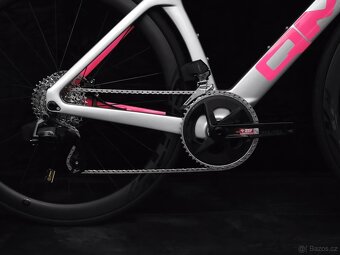 Silniční kolo QM R30 SRAM Rival eTap AXS 2x12 - 2