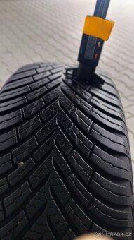 Prodám 2 x pneu Vredestein 185/50/16 - 2