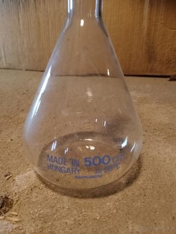 Laboratorní sklo - 2