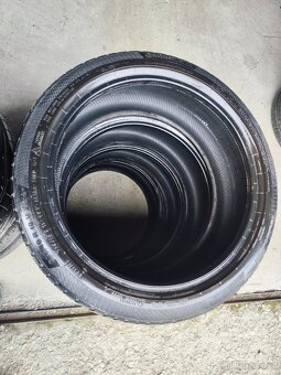Zimní pneu = CONTINENTAL = 225/40 R18 - 2