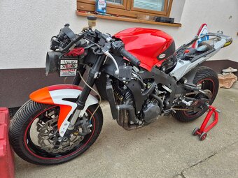 Honda CBR600RR rok 20011 - 2