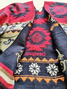 Pončo Desigual - NOVÉ - 2