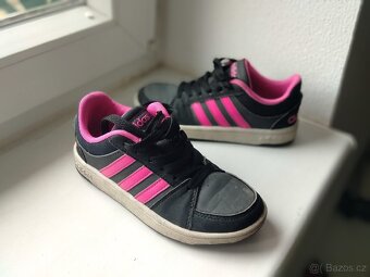 Prodám boty Adidas vel.30 (FR) dětské - 2