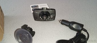 Kamera do auta se záznamem G30 – 2,3″ Full HD - 2