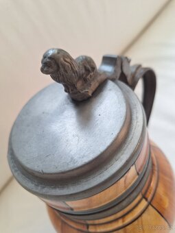 Džbánek s cínovým lvem - 2