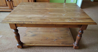 nábytek z masivu - 2