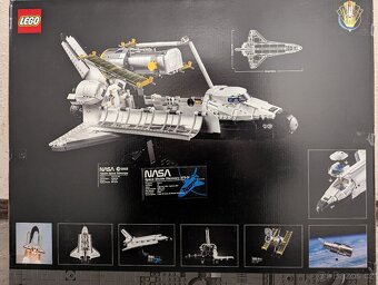 LEGO Creator Expert 10283 Space Shuttle Discovery - 2