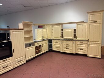 Prodám luxusní kuchyňskou linku Nobilia Castello Provance - 2