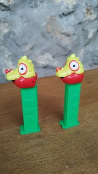 Retro dávkovač na bonbóny PEZ 90. Léta - 2