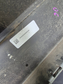 Predny naraznik VW Golf VI - 2