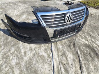 Přední nárazník B6 se senzory - 2