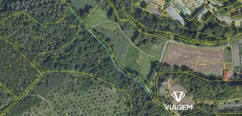 Les 651 m², Podíl 75 % o výměře 488 m² - 2