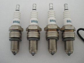 Premiové svíčky Brisk Premium LR14TXS - 2
