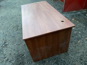 Stoly, kancelářské stoly, boxy - 2