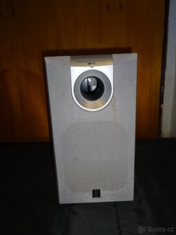 aktivní subwoofer YAMAHA SW-P130 - 2