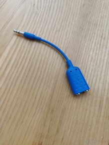 Adaptér pro sdílení hudby - 2