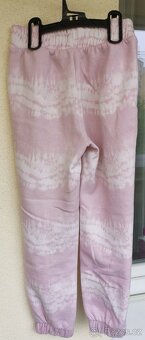 tepláky PRIMARK, vel. 140 - 2