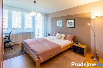 Prodej bytu 3+1, 84 m2 - Zárubova, Praha - Kamýk - 2