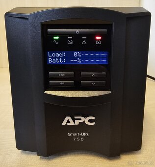 APC UPS - 750 - Záložní zdroj - bez baterie - 2