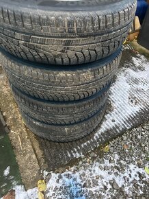 Hyundai IX35 215/70R16 - 2