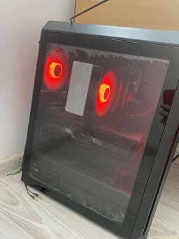 AMD Ryzen 5 5600, RTX 3070 - 2