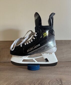 Hokejové brusle Bauer HyperLite 2 - 2